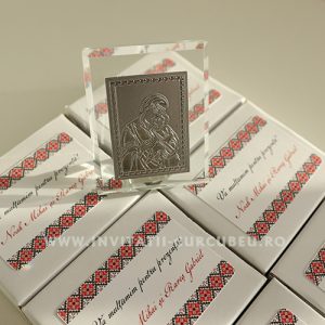 Iconiță de Cristal Personalizată – Model Tradițional