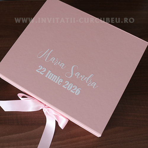 Cutie de cadou roz personalizată cu închidere magnetică - imagine 2